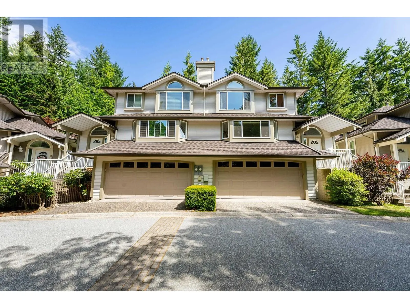 87 101 PARKSIDE DRIVE