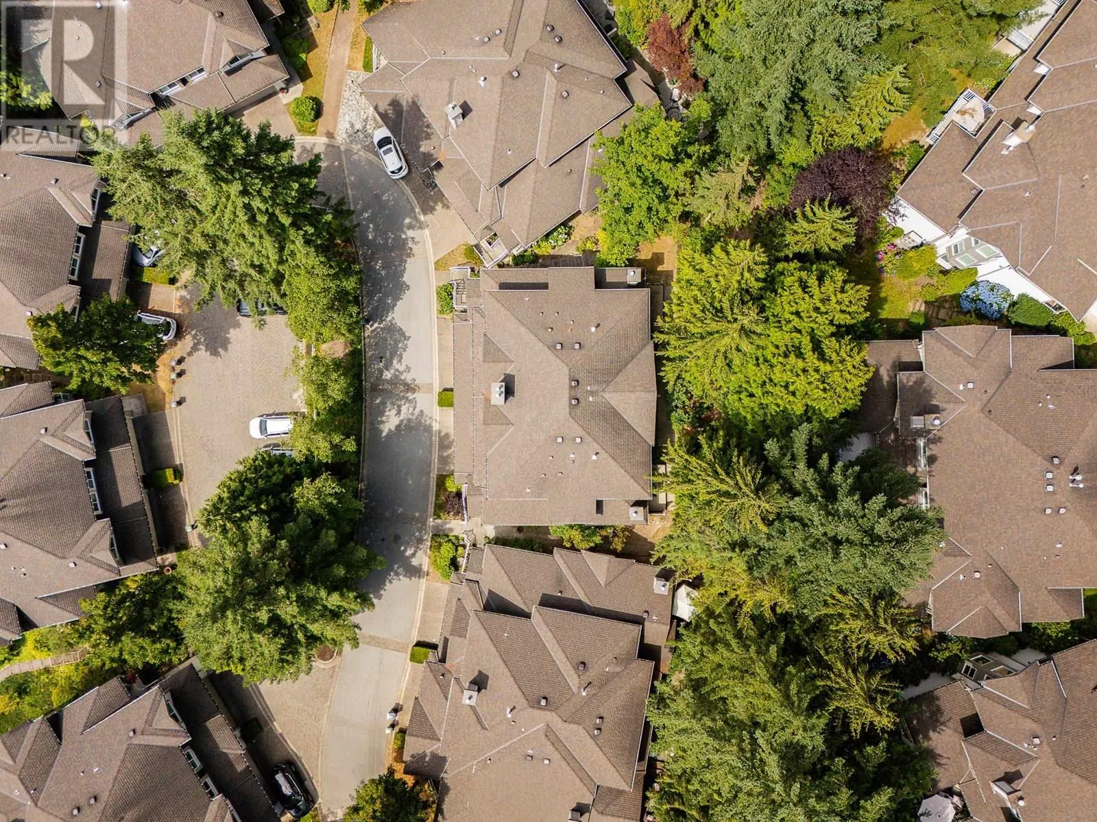 87 101 PARKSIDE DRIVE