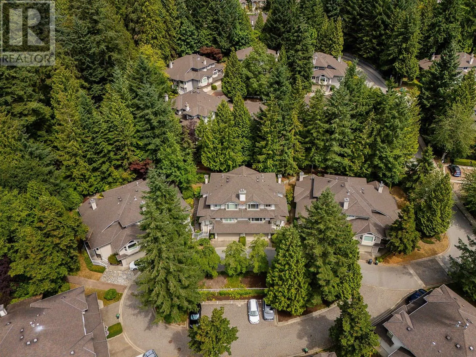 87 101 PARKSIDE DRIVE