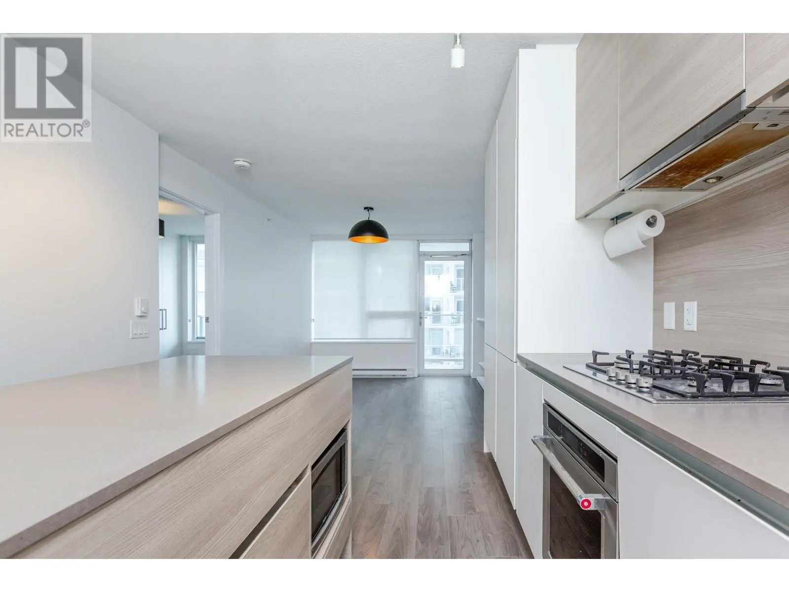 1108 908 QUAYSIDE DRIVE