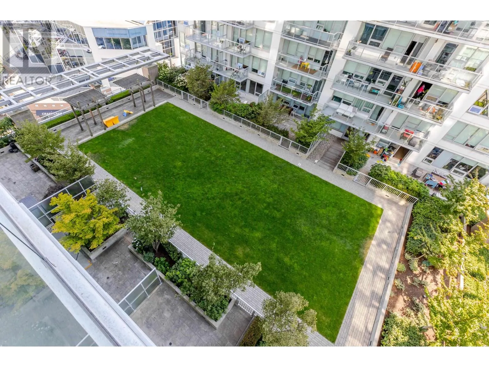 1108 908 QUAYSIDE DRIVE