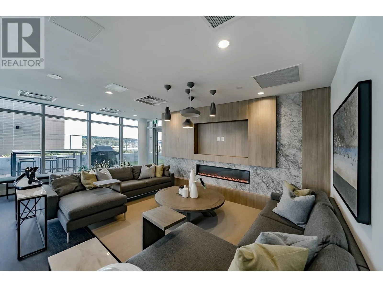 1108 908 QUAYSIDE DRIVE