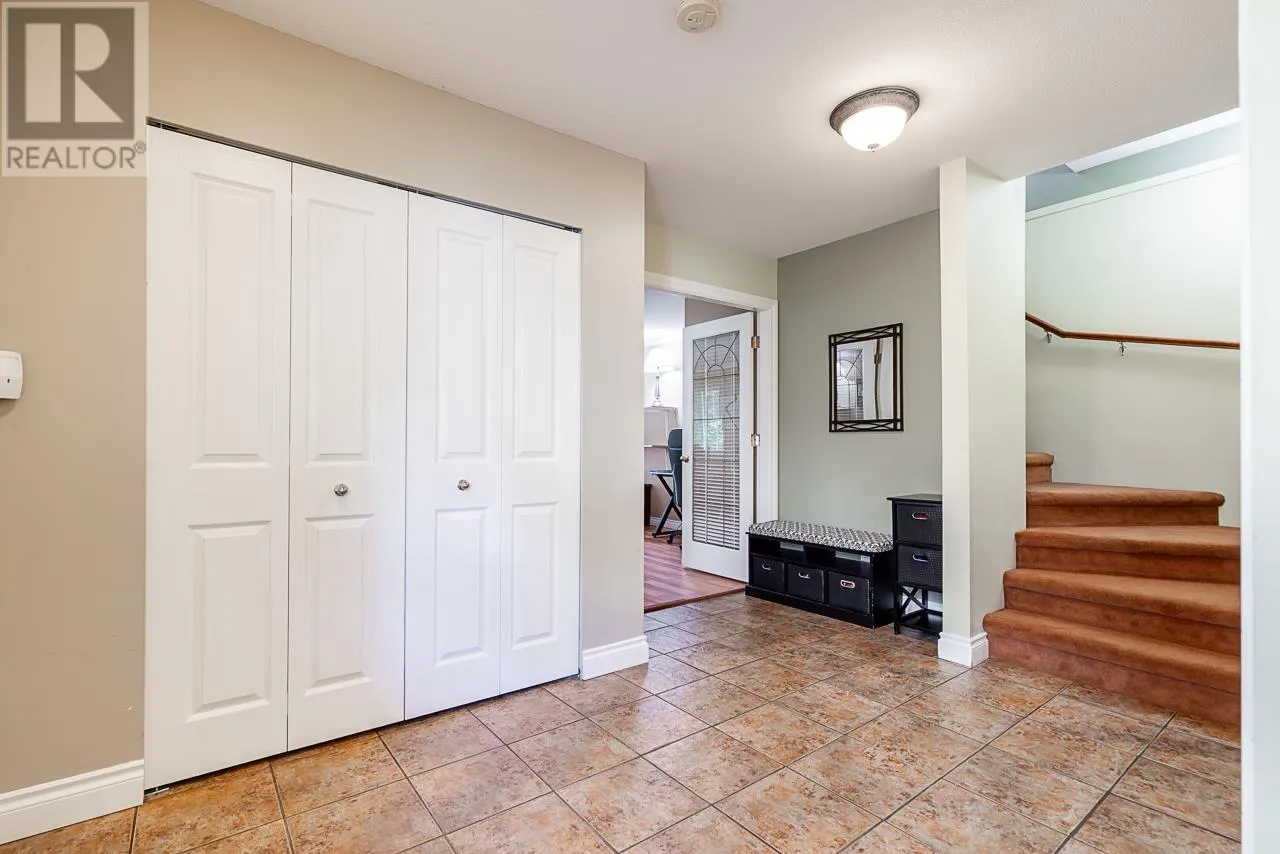 143 1386 LINCOLN DRIVE