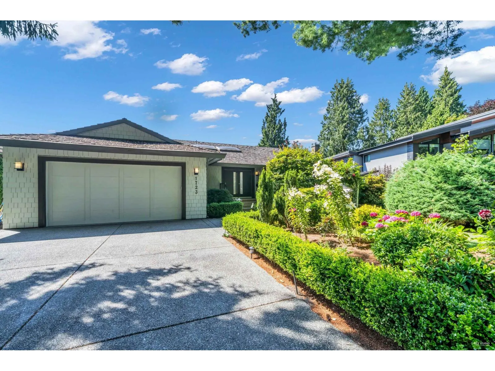 1723 AMBLE GREENE DRIVE