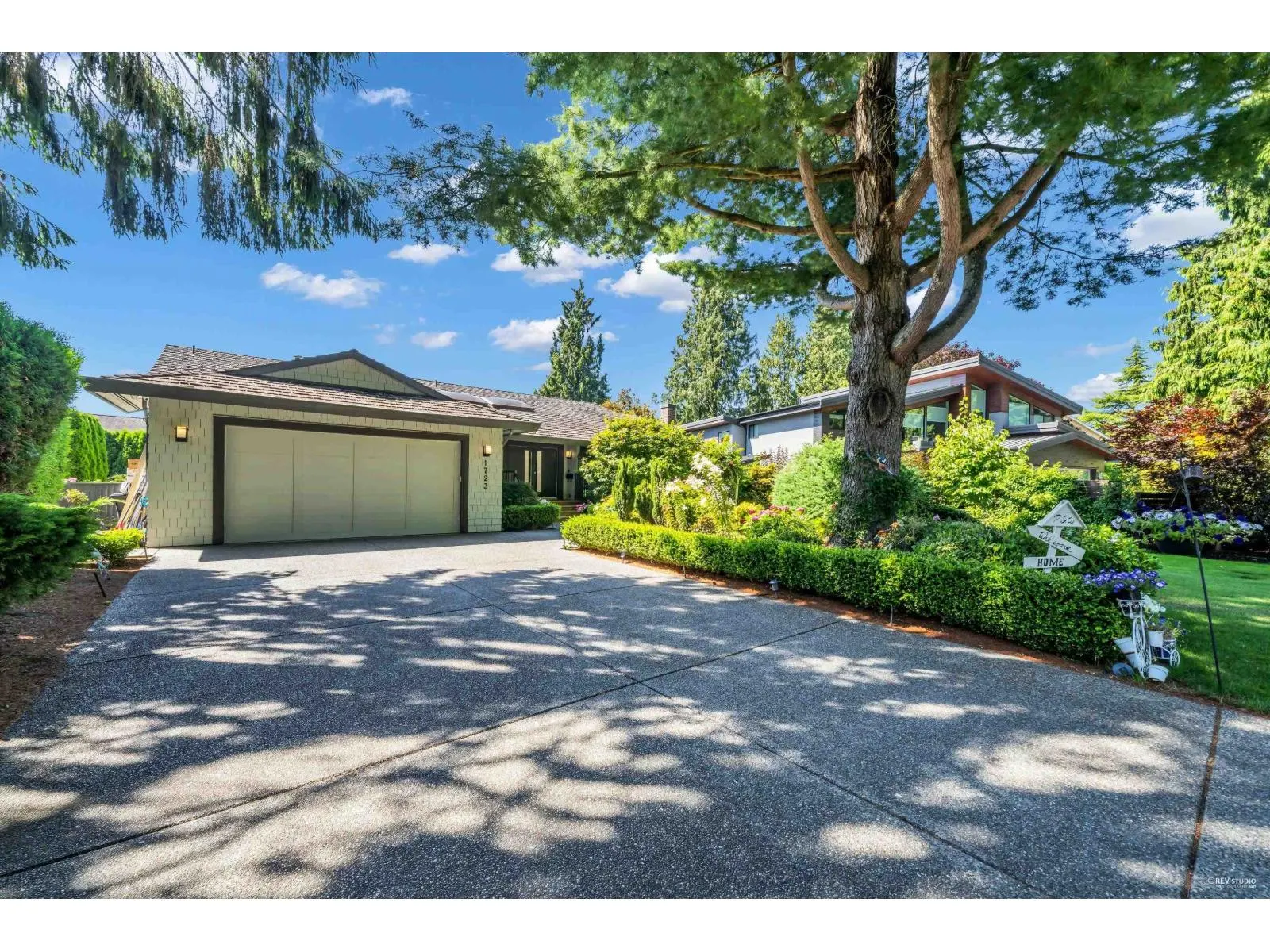 1723 AMBLE GREENE DRIVE