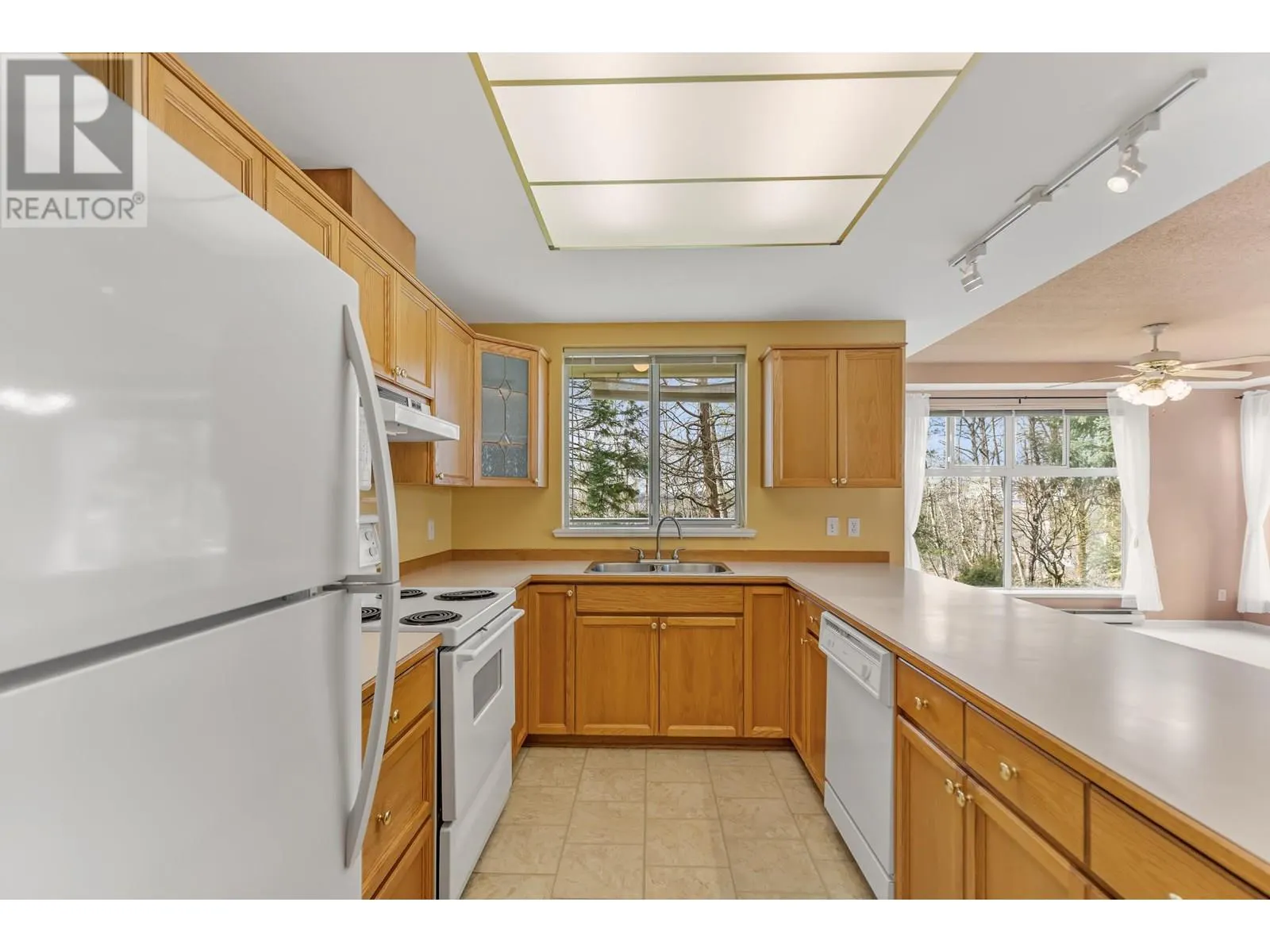 205 11609 227 STREET