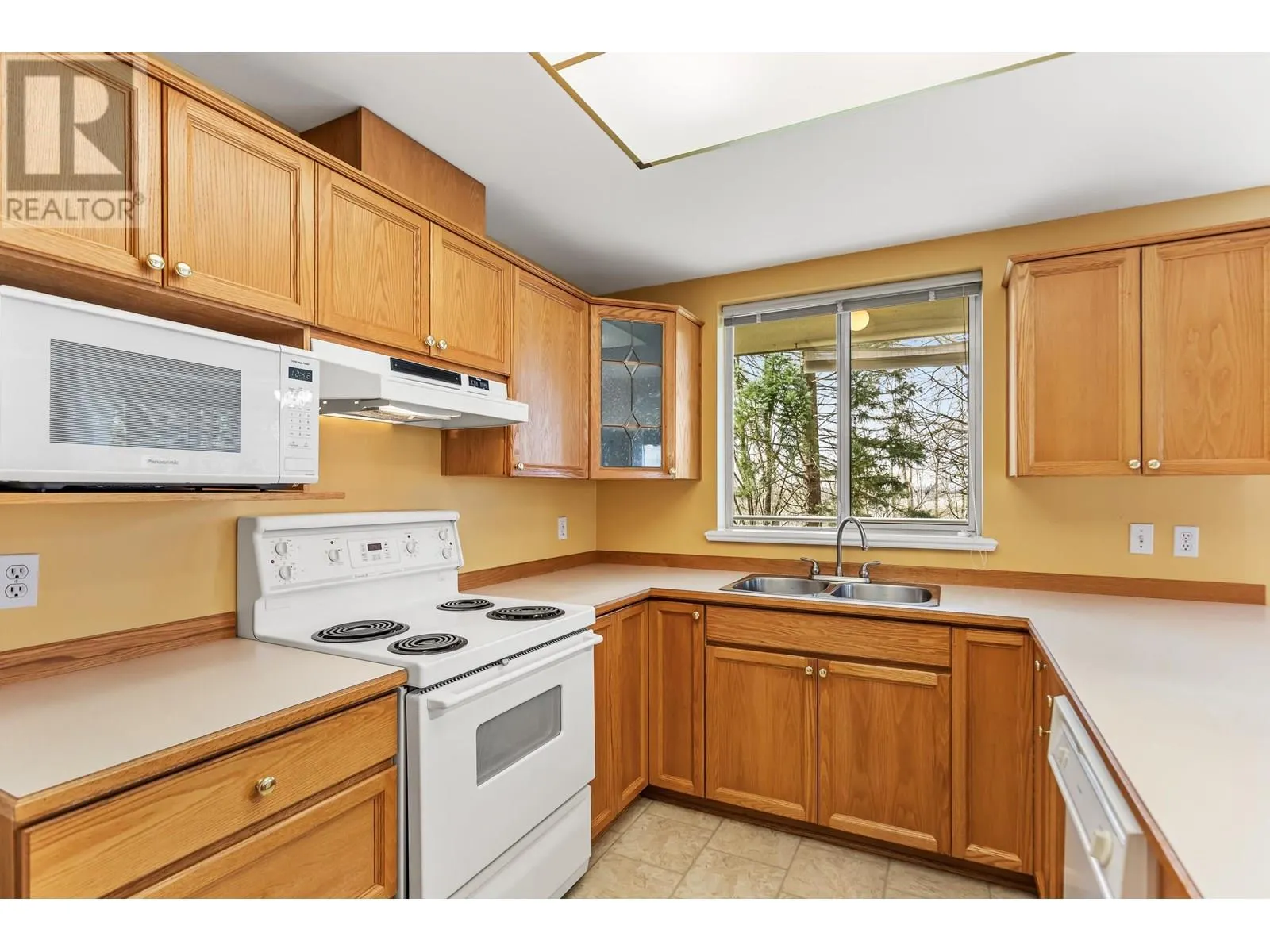 205 11609 227 STREET