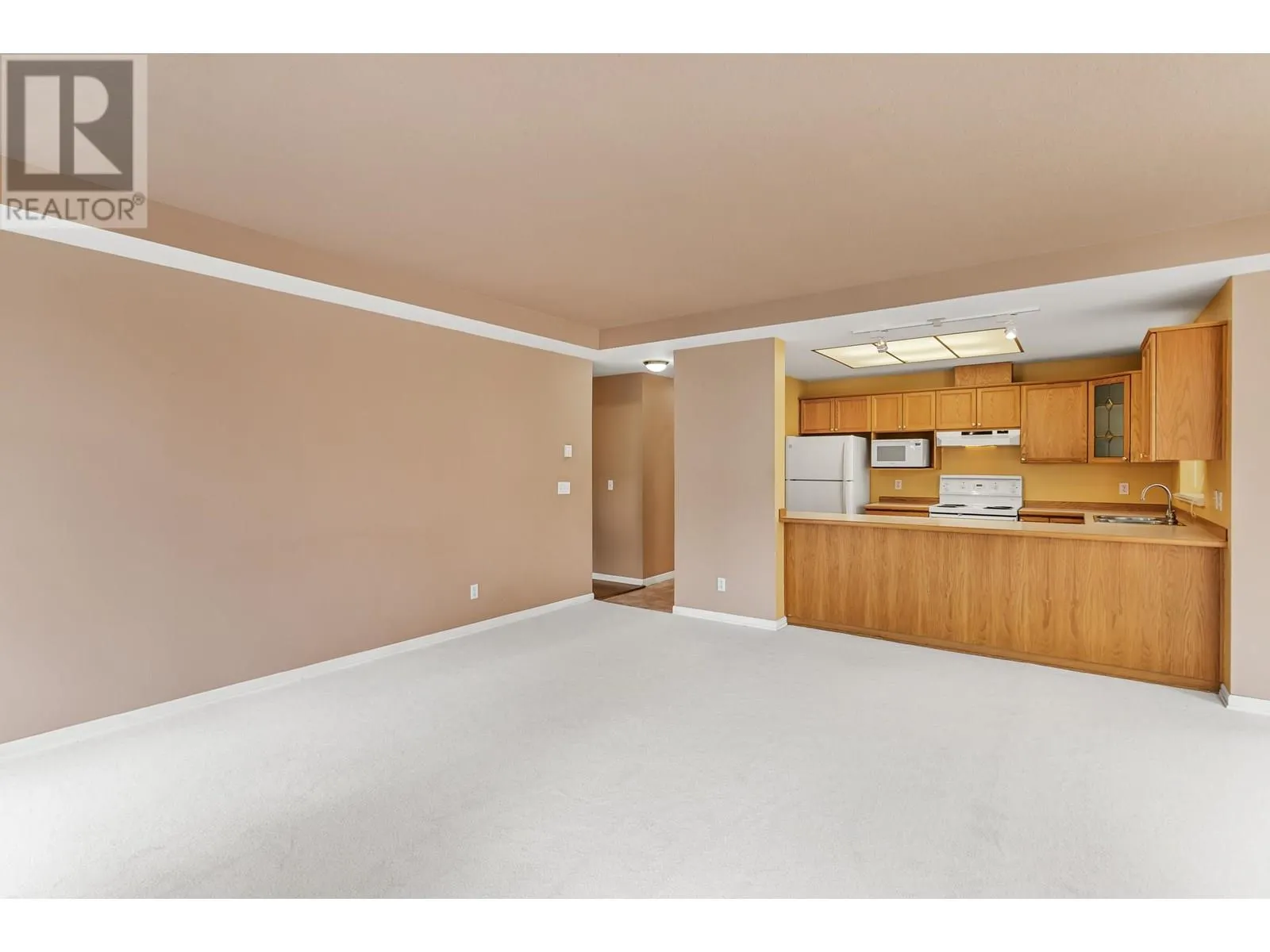 205 11609 227 STREET