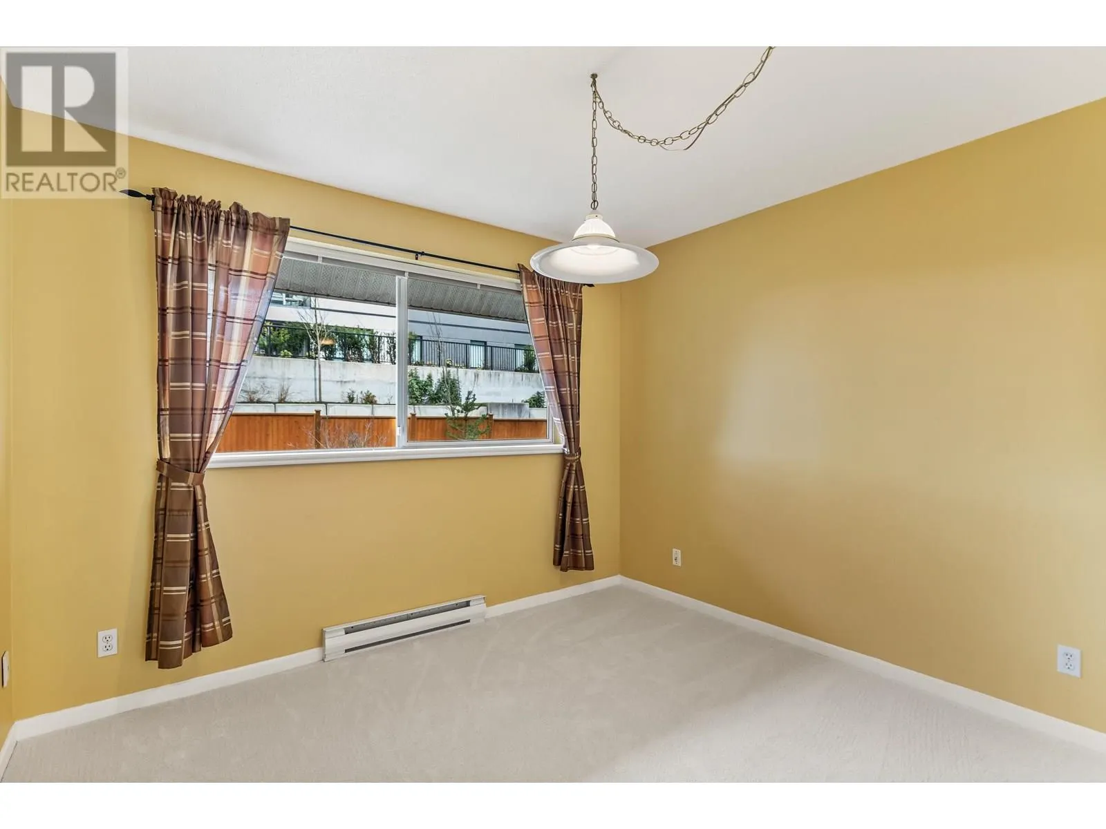 205 11609 227 STREET