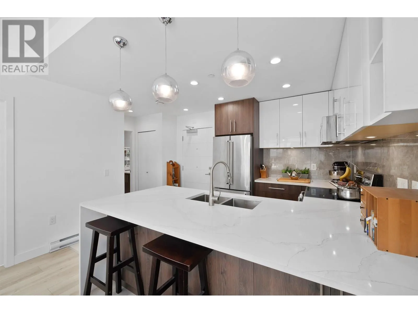 104 11718 224 STREET