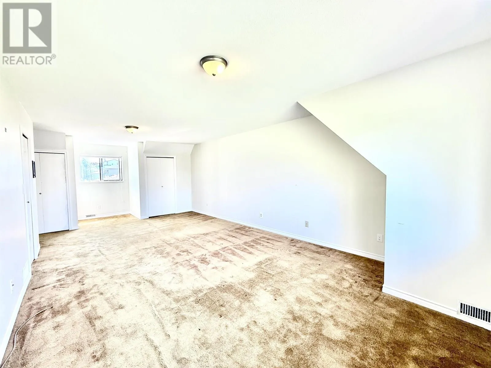 12459 MEADOW BROOK PLACE