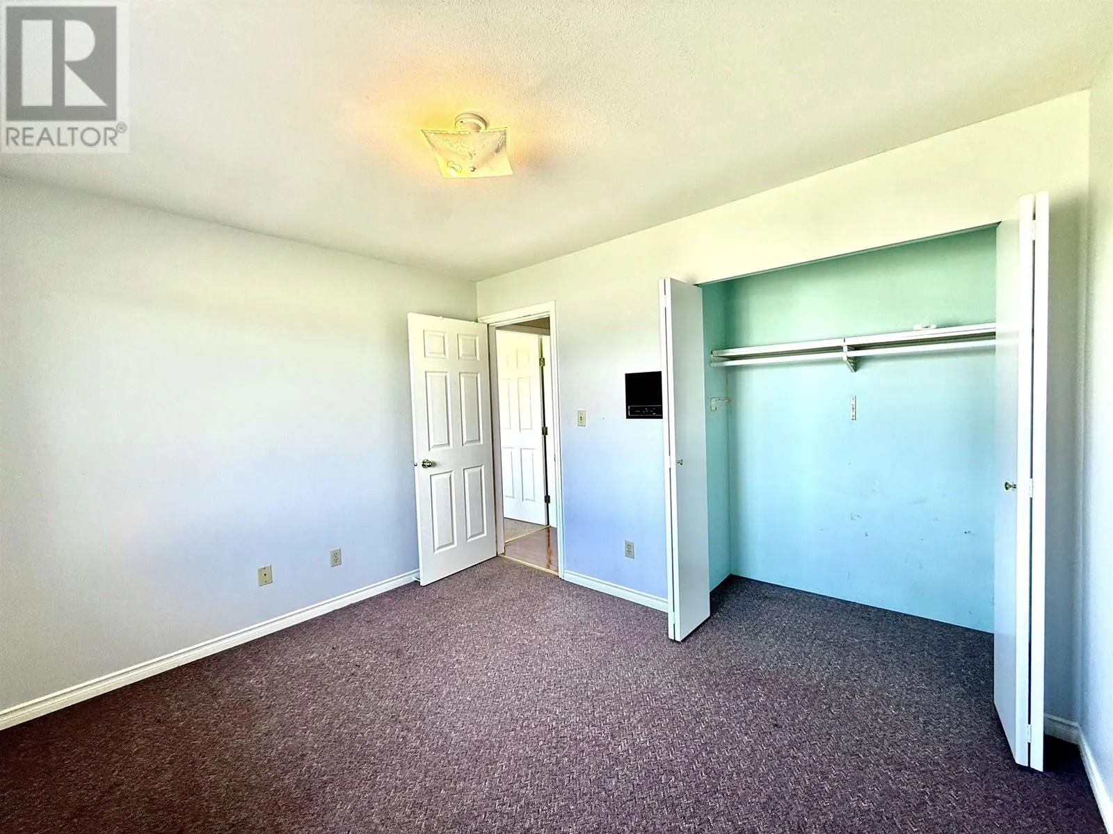 12459 MEADOW BROOK PLACE