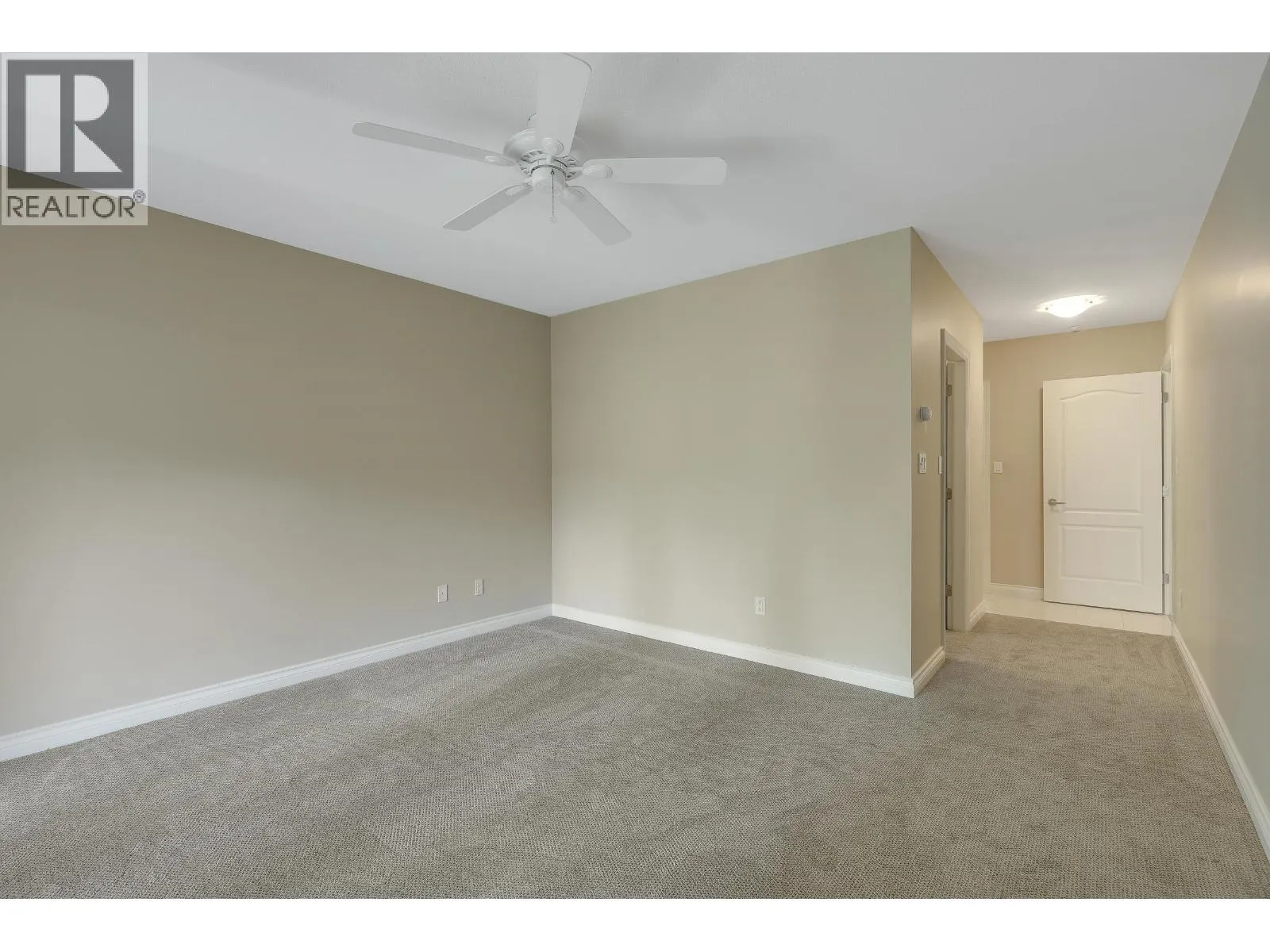 301 1330 HUNTER ROAD