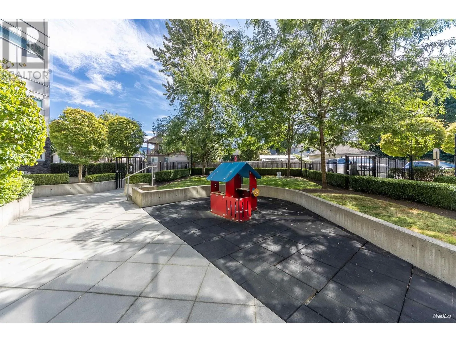 304 12070 227 STREET