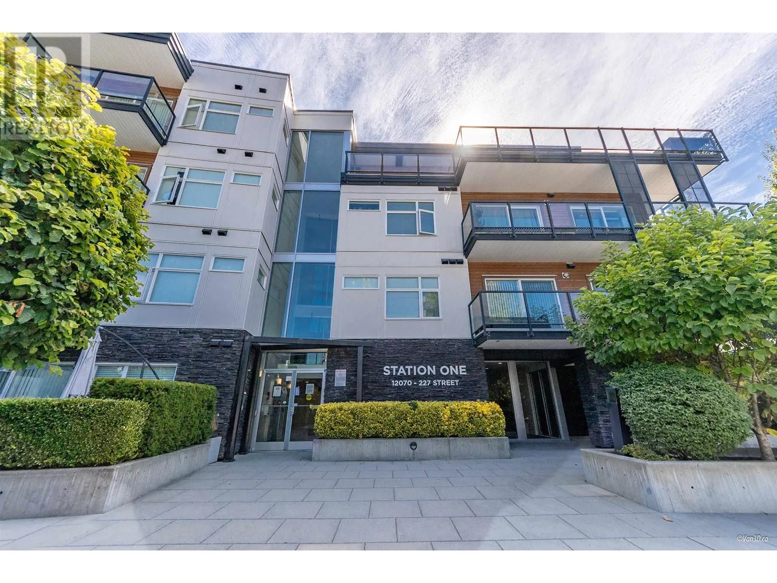 304 12070 227 STREET