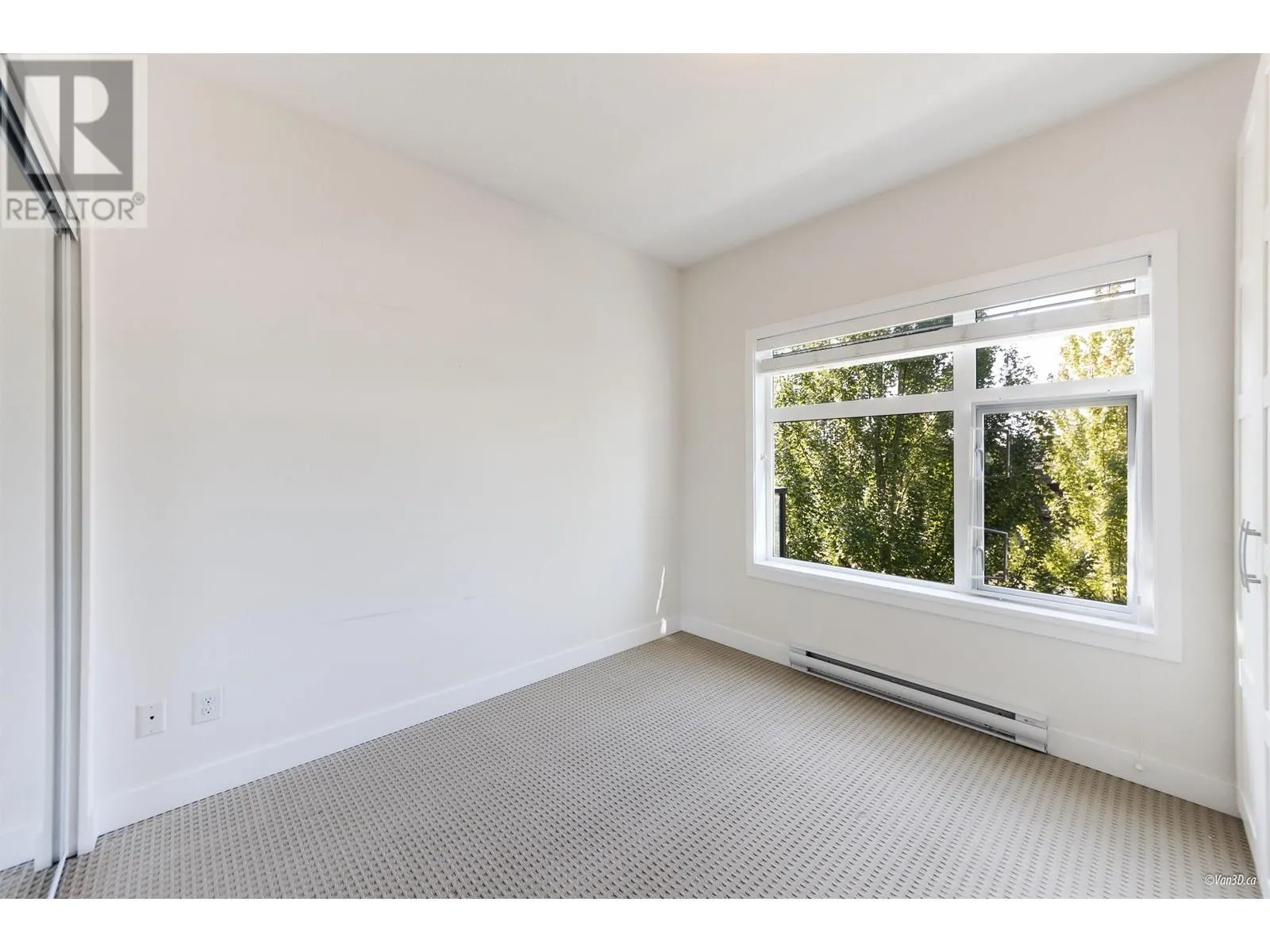 304 12070 227 STREET