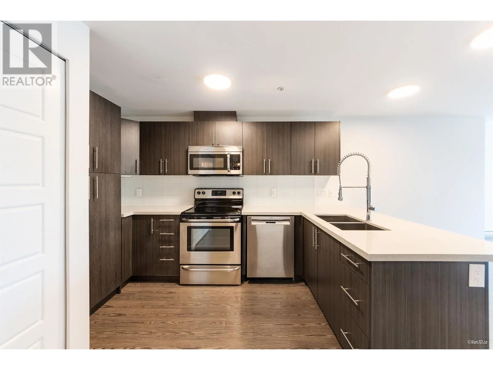304 12070 227 STREET