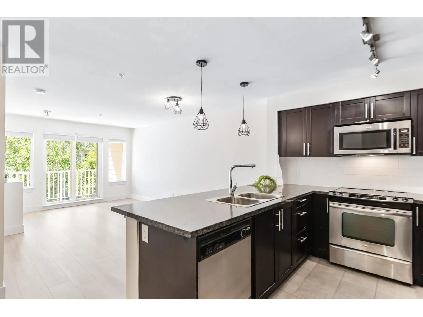 210 12283 224 STREET