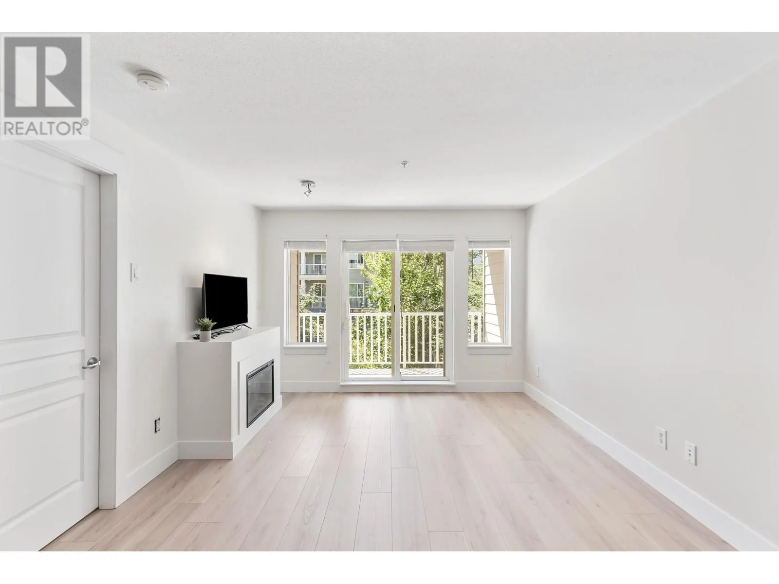 210 12283 224 STREET