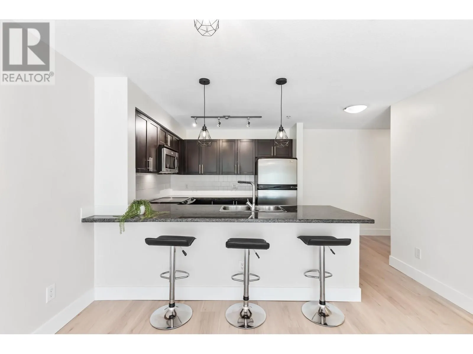 210 12283 224 STREET