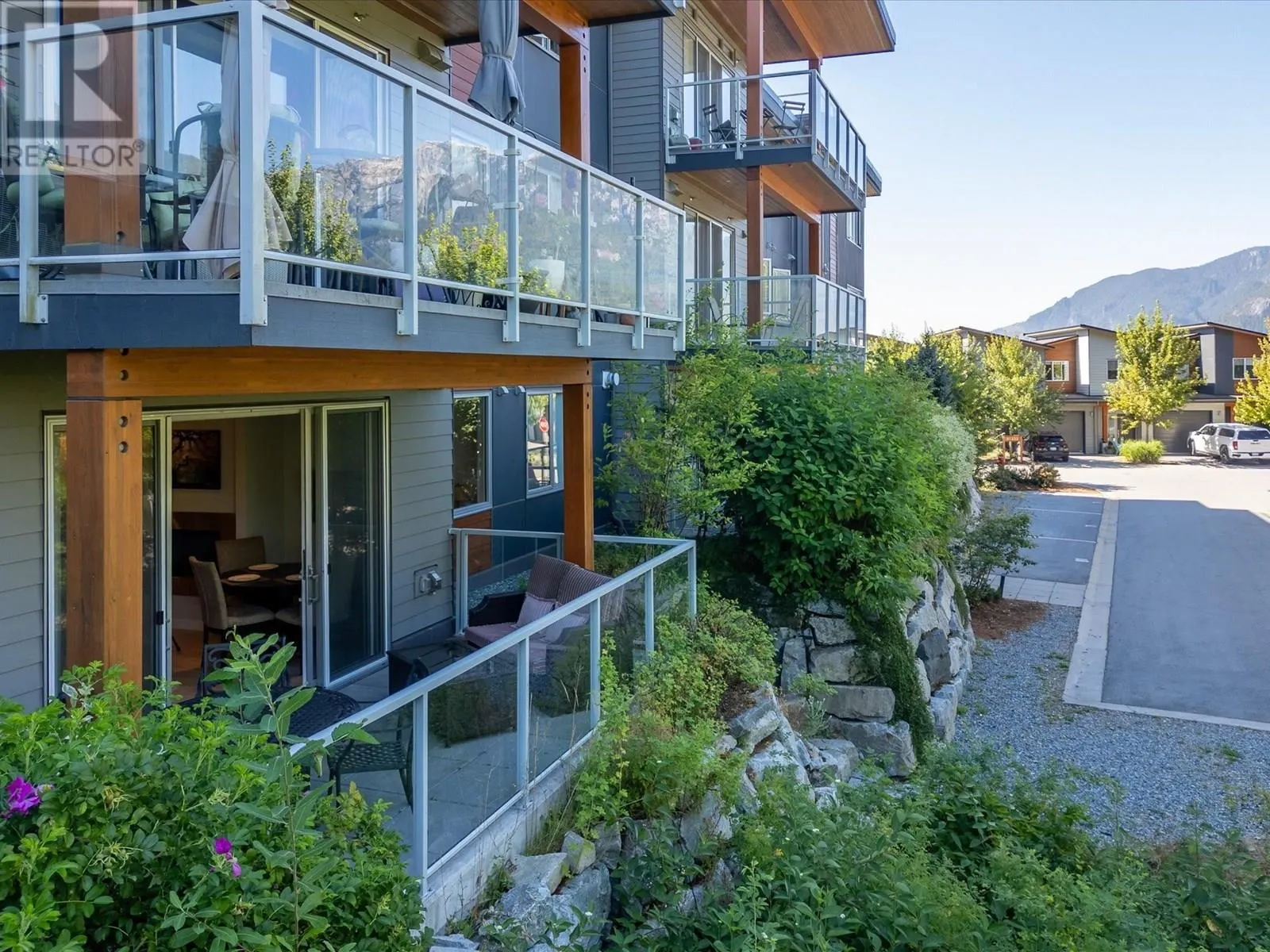 105 41328 SKYRIDGE PLACE