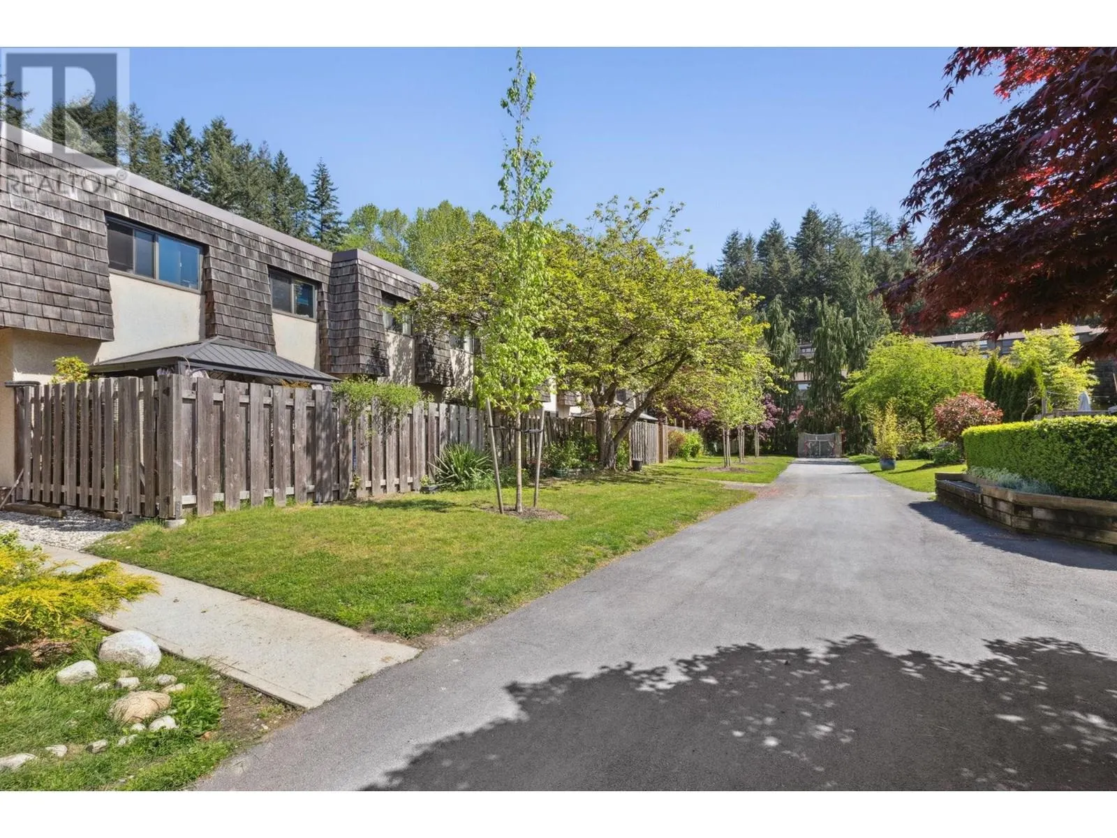 1142 PREMIER STREET