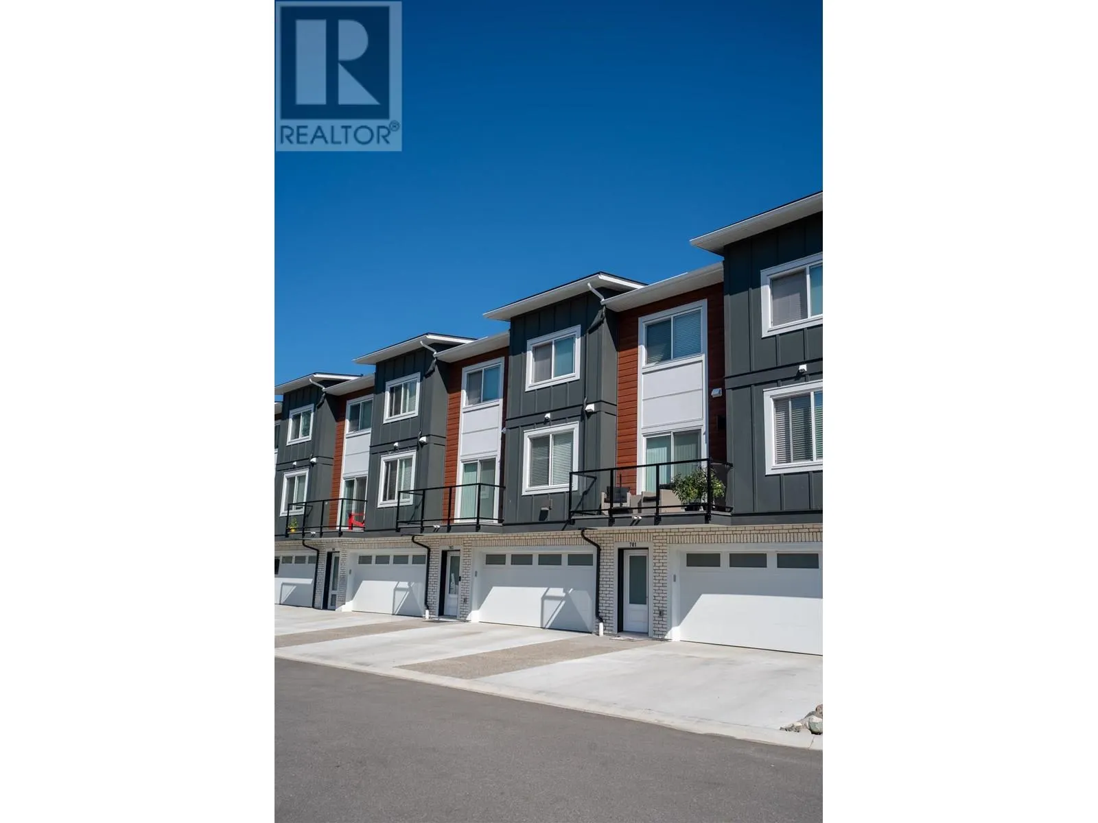 703 4274 22ND AVENUE