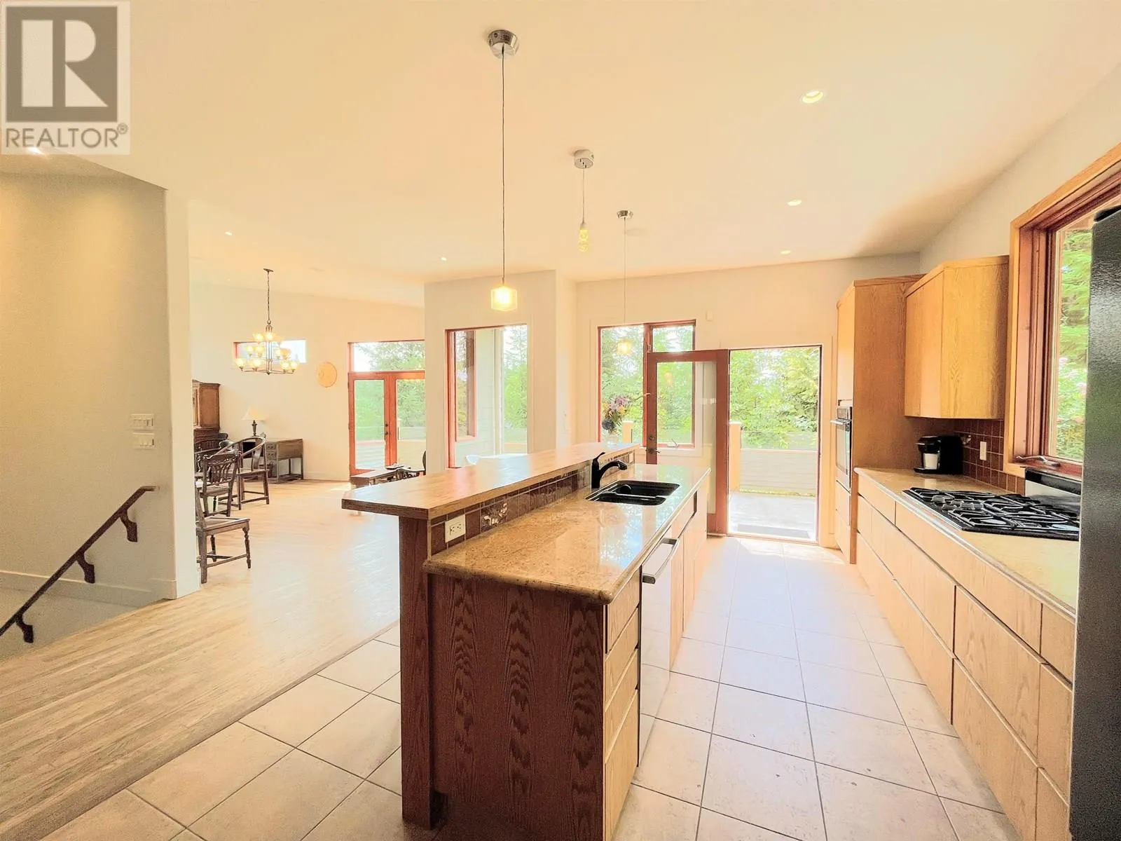 2923 FERN DRIVE