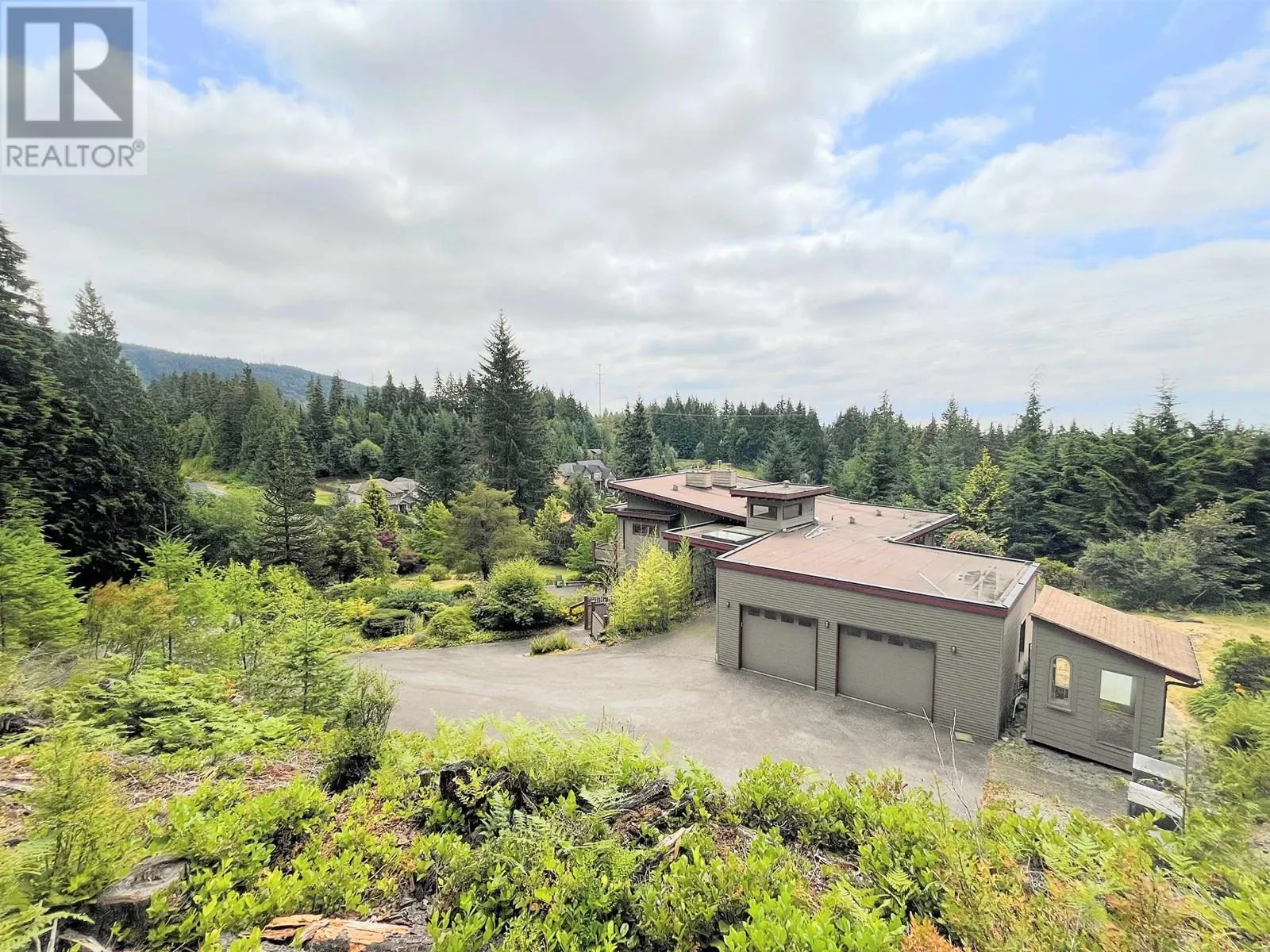 2923 FERN DRIVE
