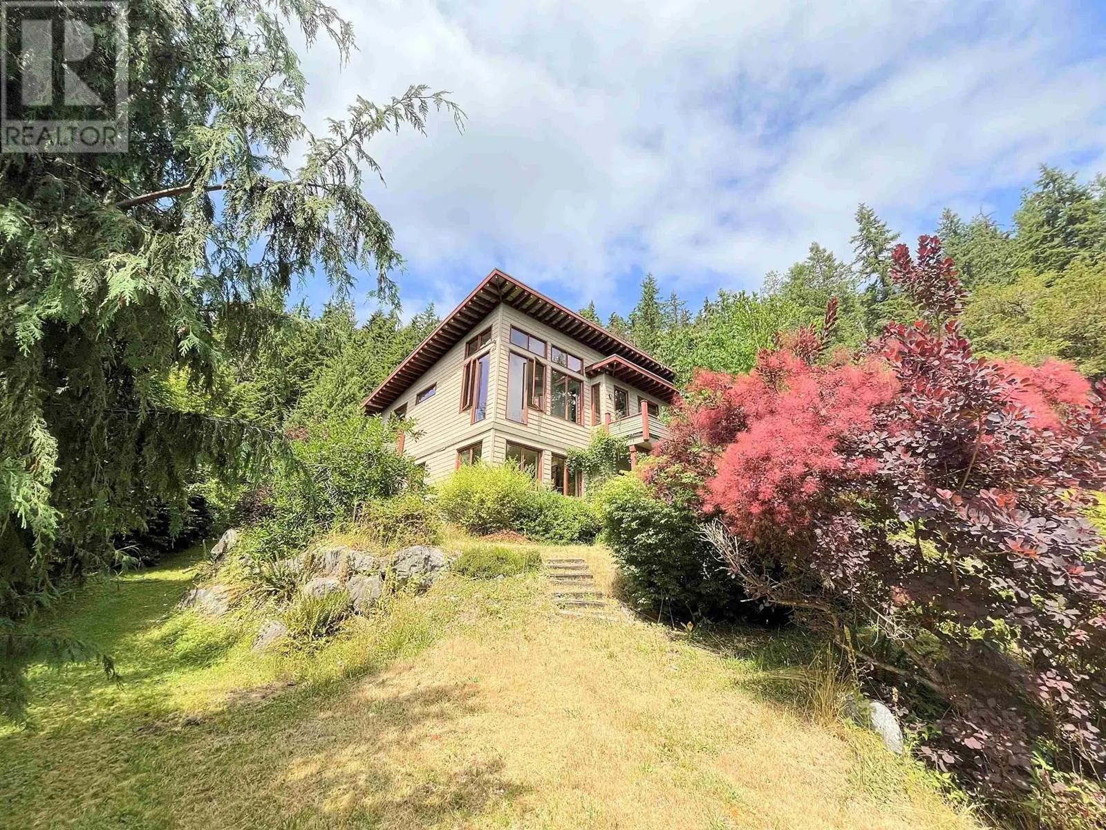 2923 FERN DRIVE