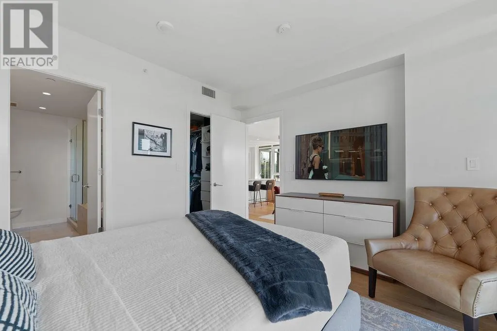 101 768 ARTHUR ERICKSON PLACE