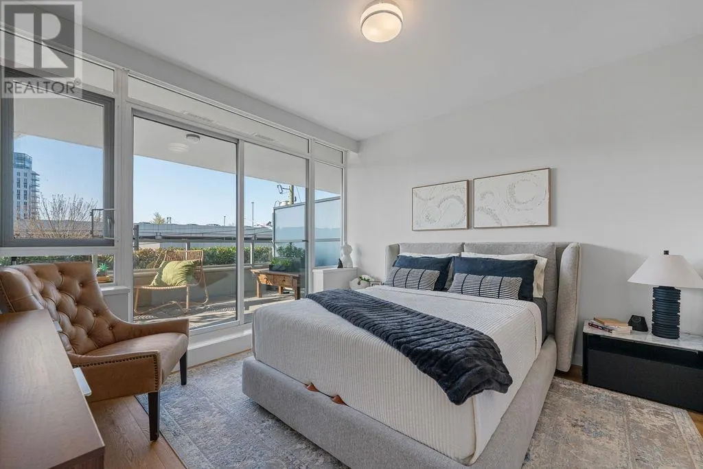 101 768 ARTHUR ERICKSON PLACE