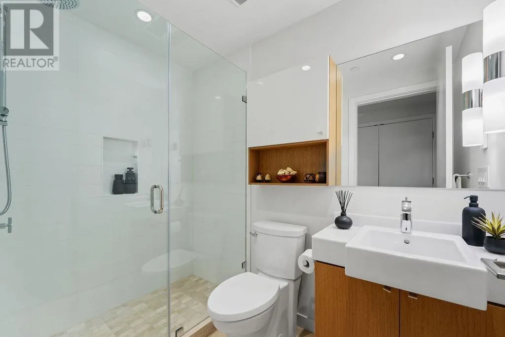 101 768 ARTHUR ERICKSON PLACE