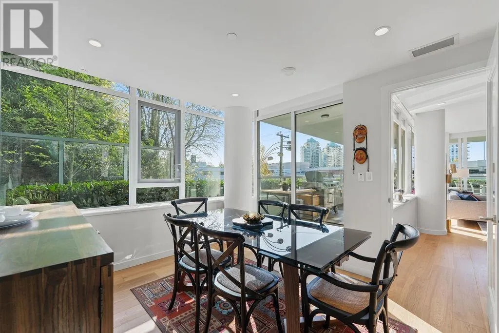101 768 ARTHUR ERICKSON PLACE