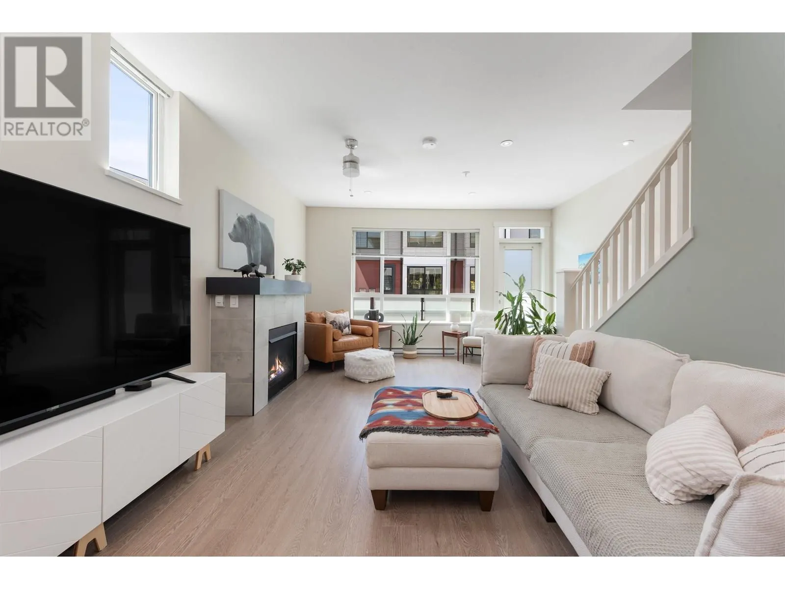 1229 BRANDYWINE DRIVE