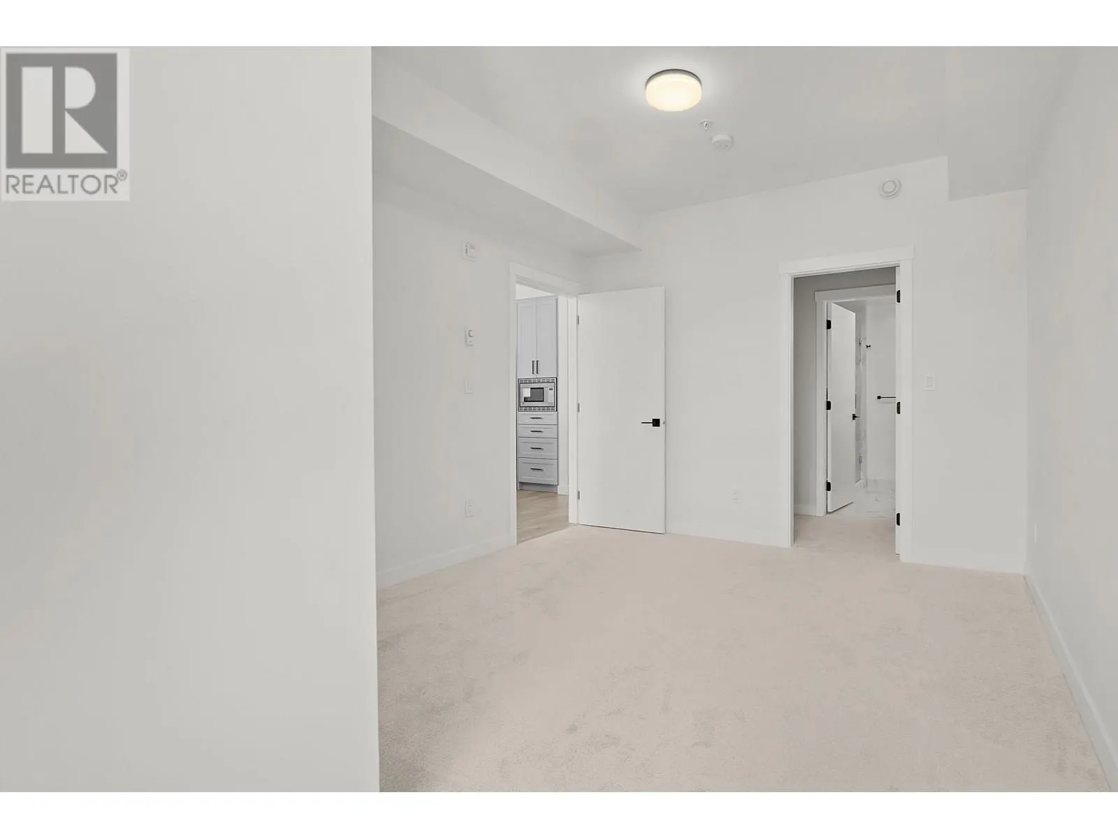 307 12109 223 STREET