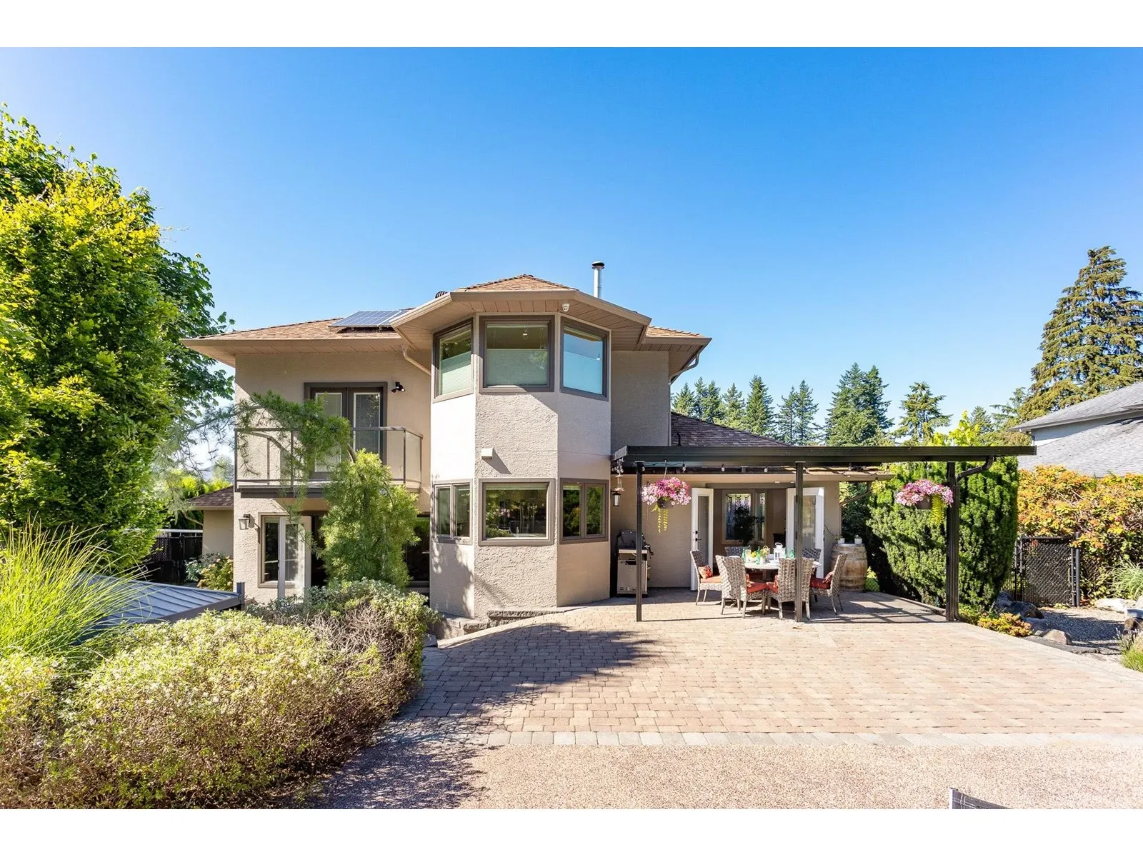 8531 BANNISTER DRIVE