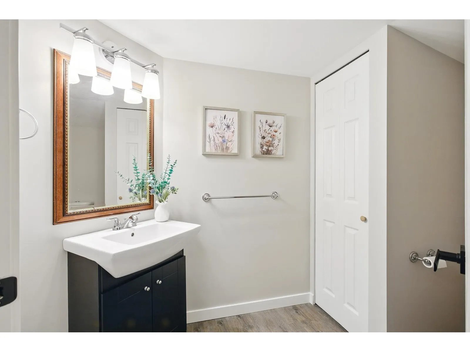 8531 BANNISTER DRIVE