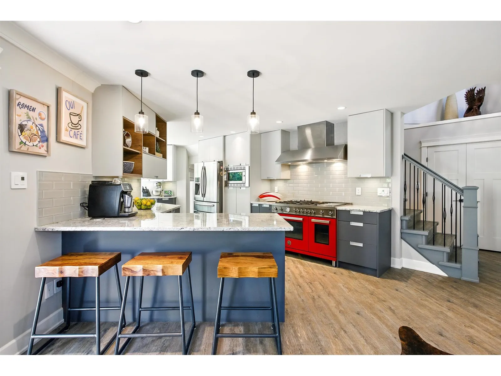 8531 BANNISTER DRIVE