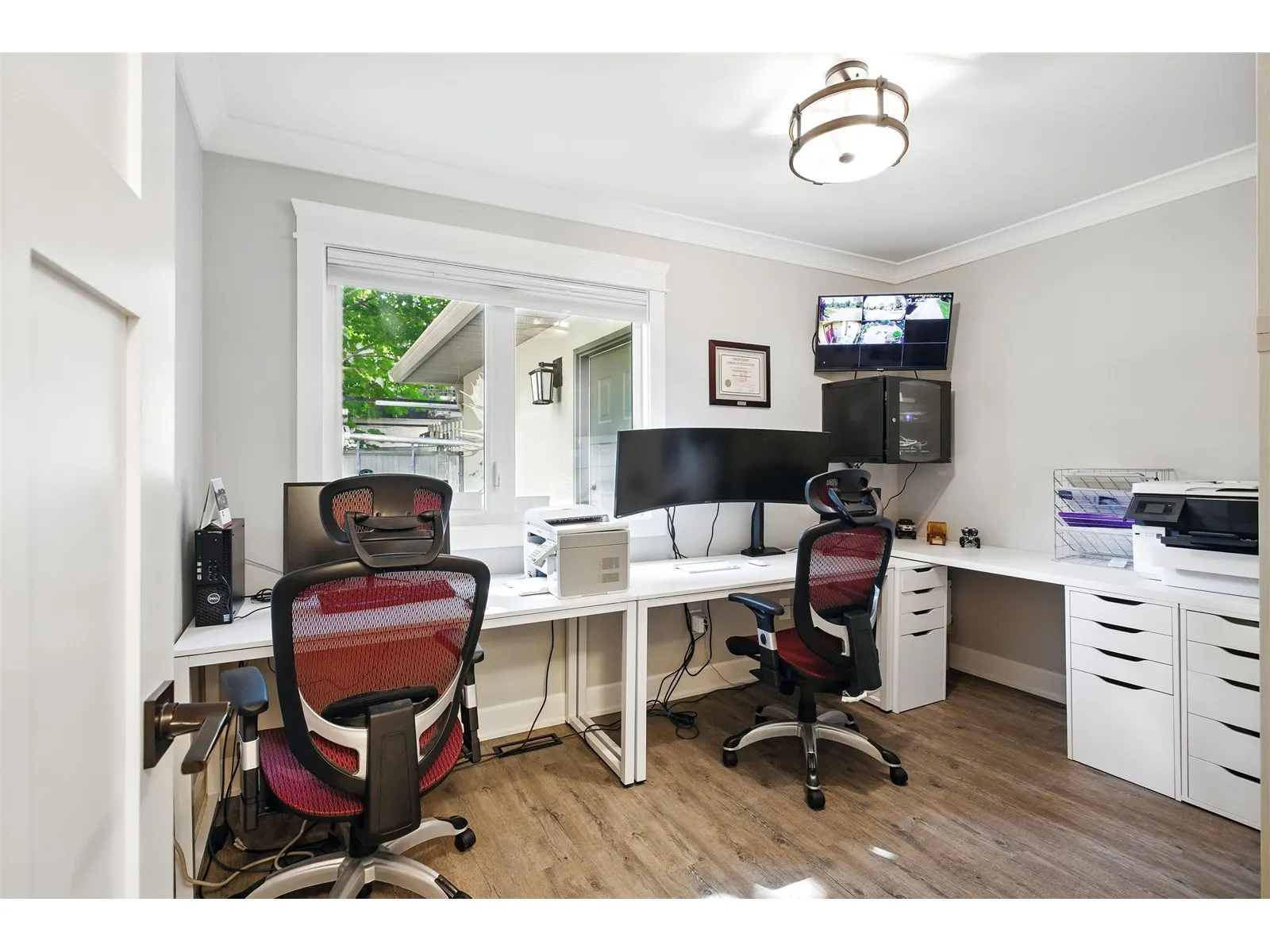 8531 BANNISTER DRIVE