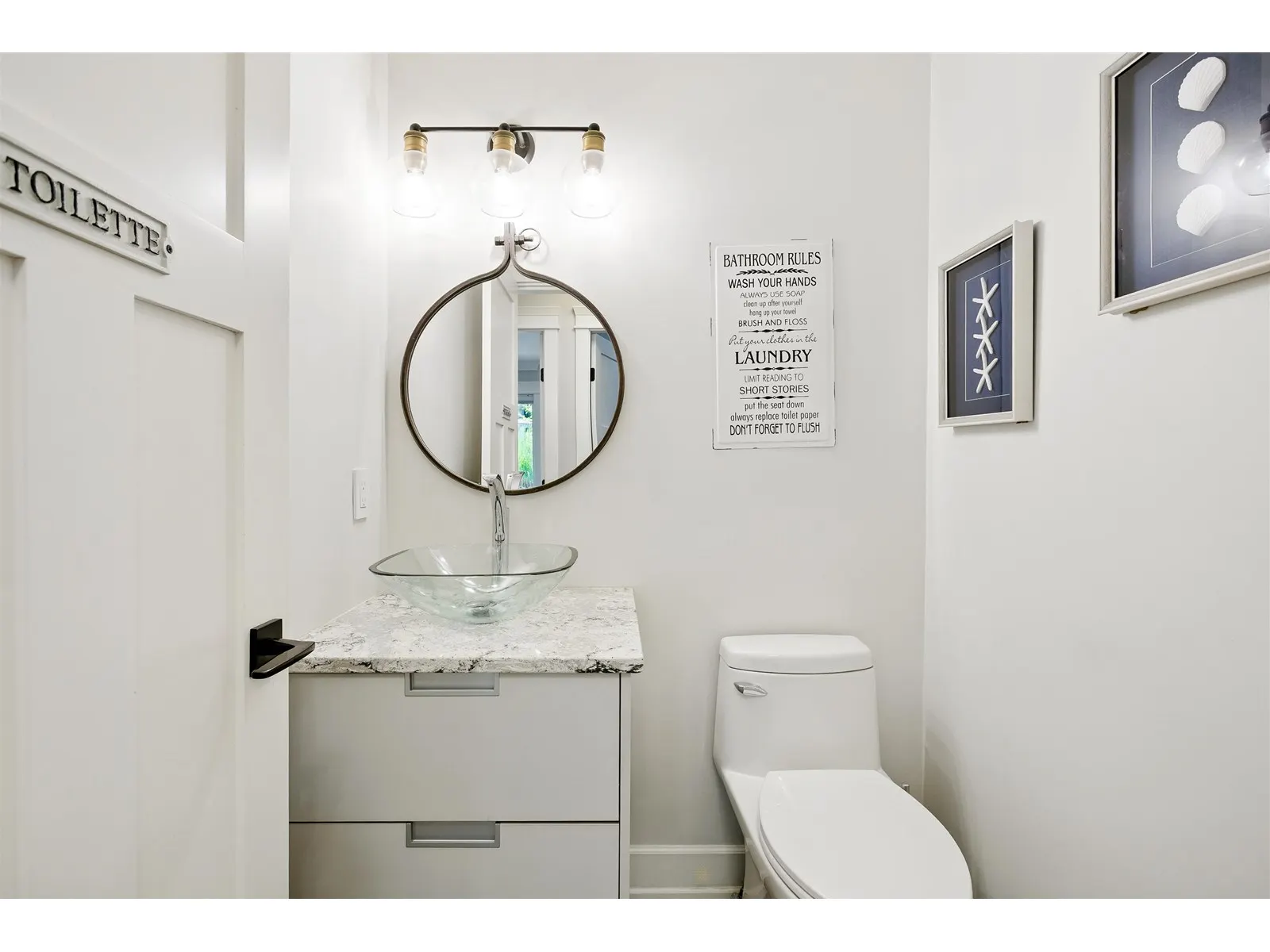 8531 BANNISTER DRIVE