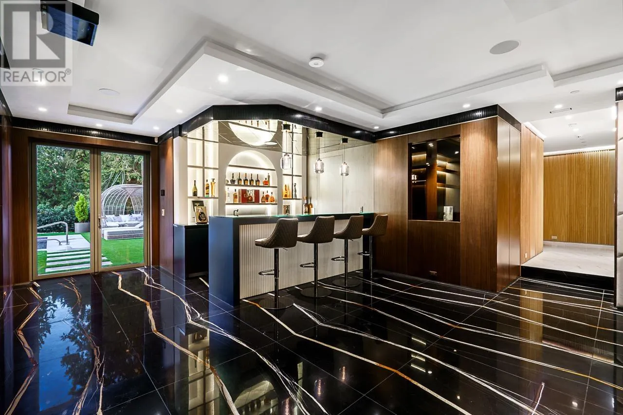 1405 28TH STREET