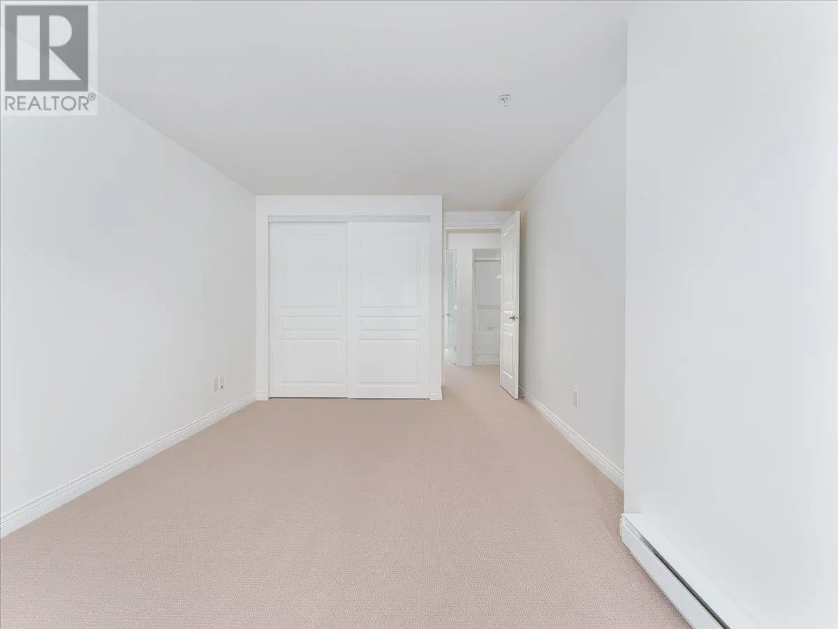 12 288 ST. DAVIDS AVENUE