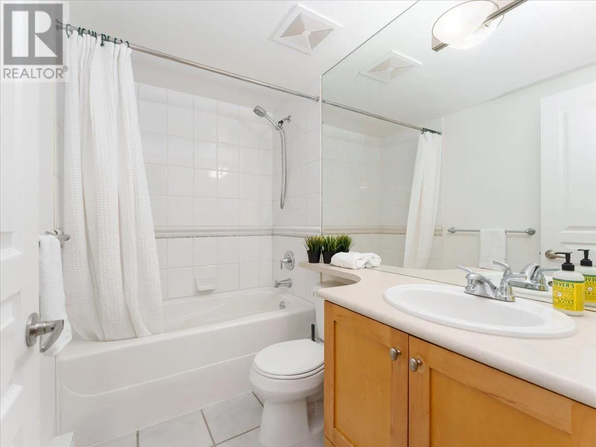 12 288 ST. DAVIDS AVENUE