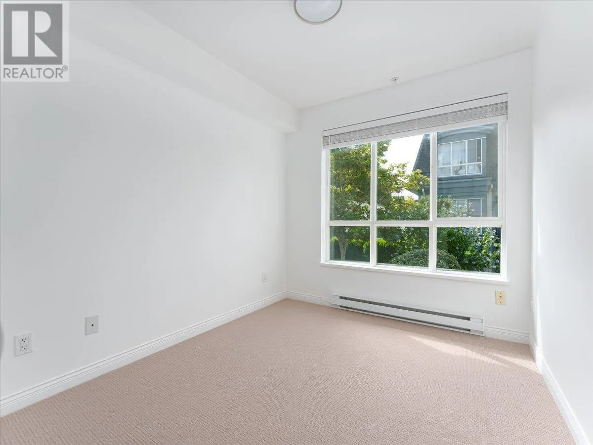 12 288 ST. DAVIDS AVENUE