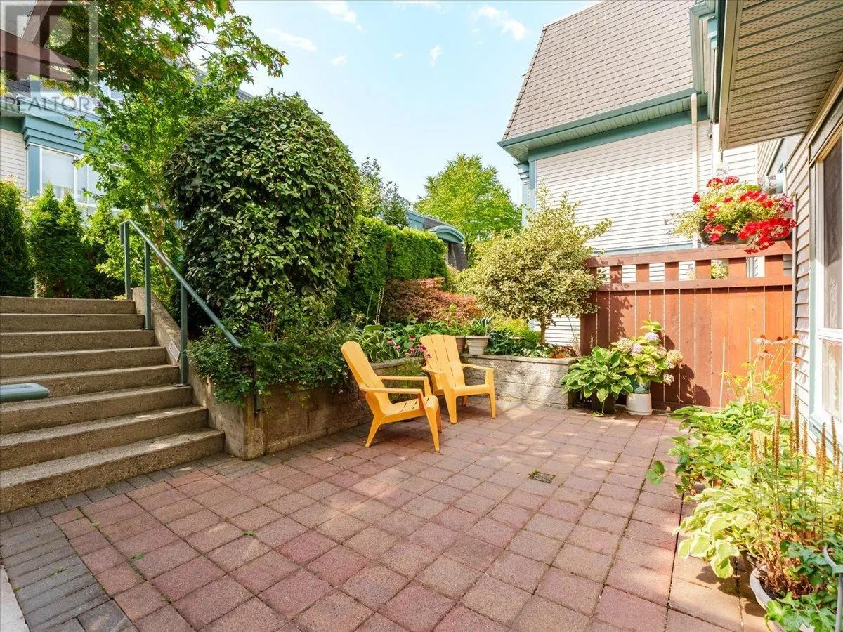 12 288 ST. DAVIDS AVENUE