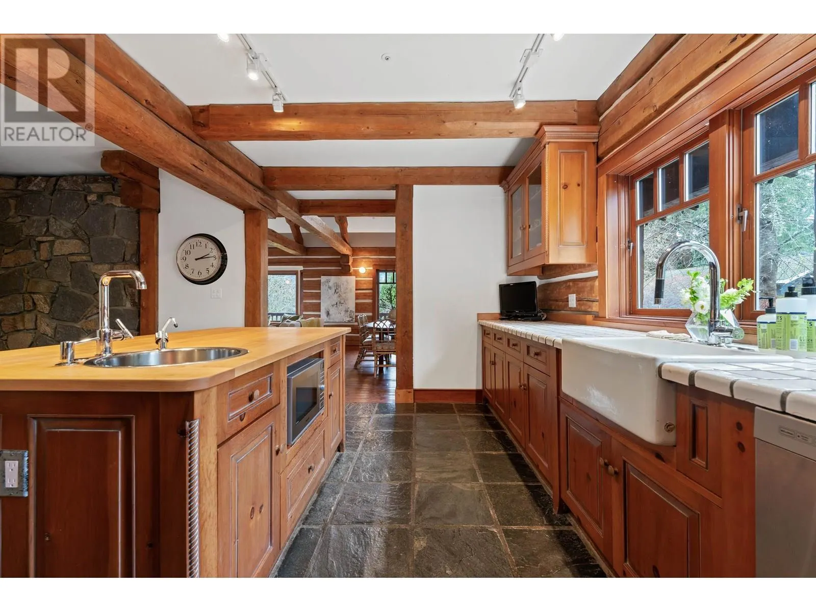 5851 EAGLE ISLAND