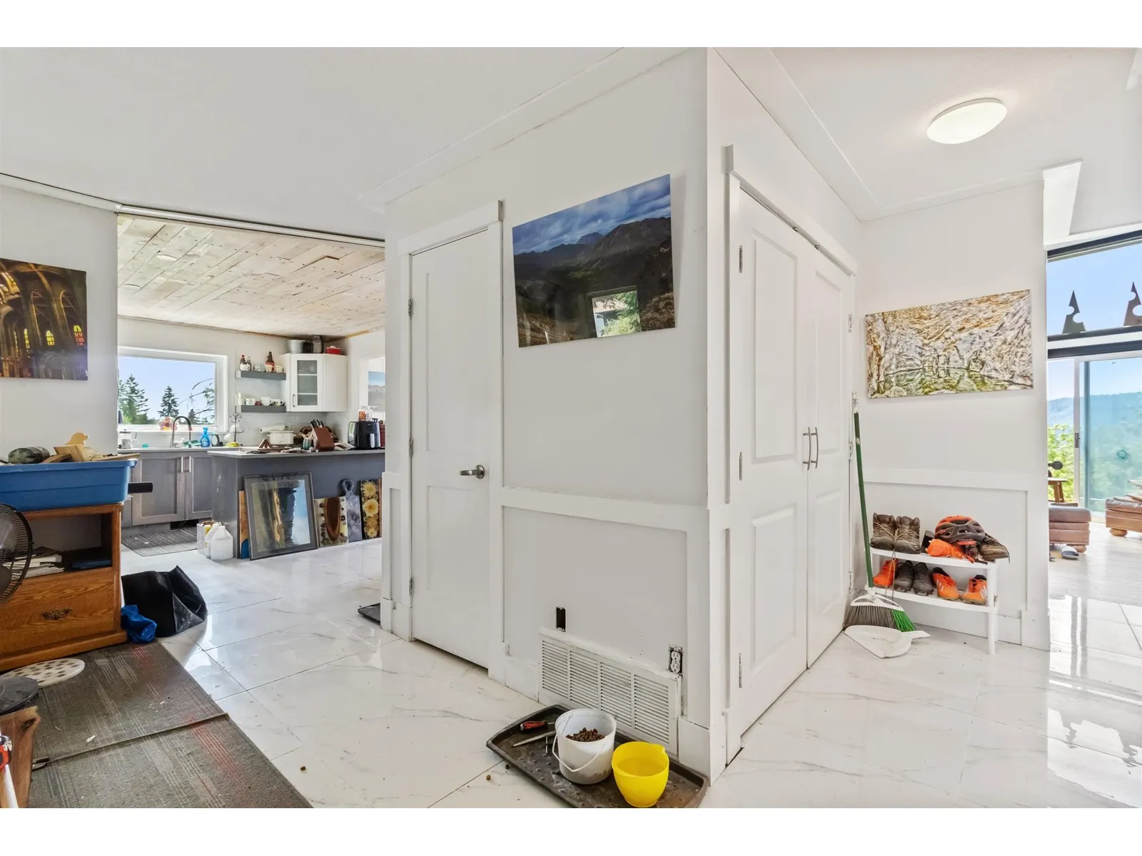 11060 GREENWOOD DRIVE