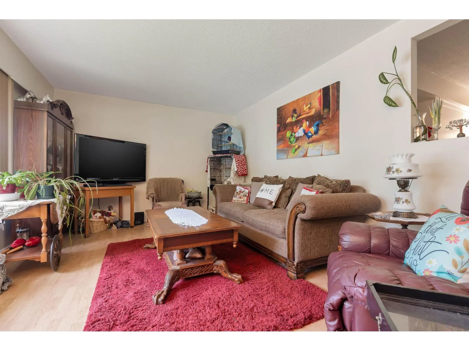 2136 SHERWOOD CRESCENT