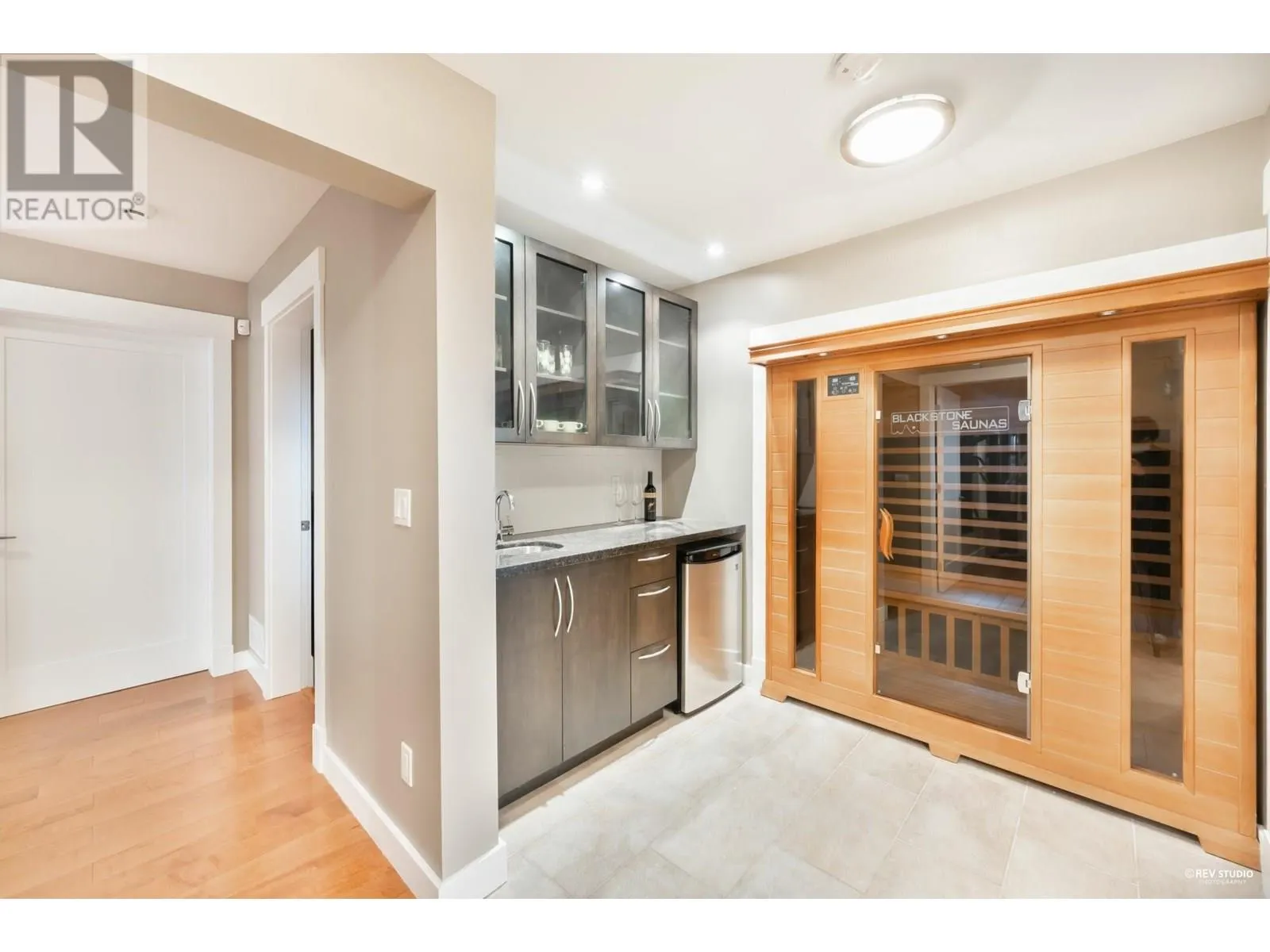 1113 GILSTON ROAD